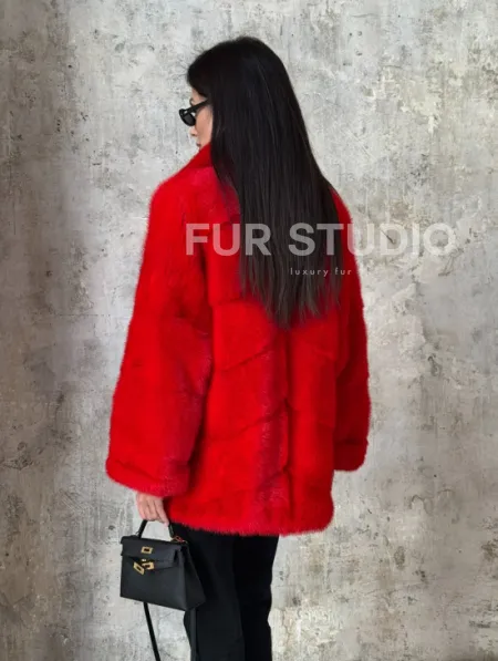 Красный полушубок из натурального меха норки - фото 6