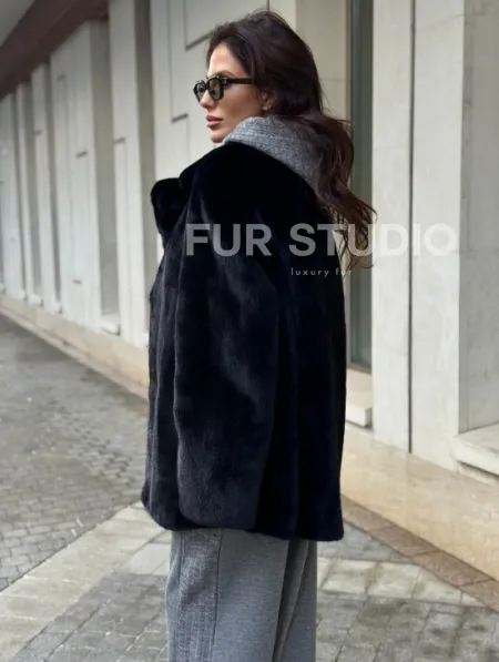 Полушубок женский из норки - черный - фото 7