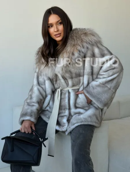 Шуба из натуральной норки с капюшоном из рыси - фото 6