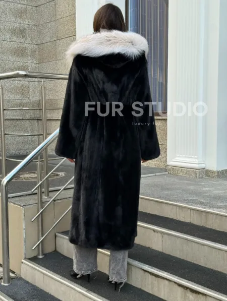 Черная норковая шуба с капюшоном из рыси - фото 8
