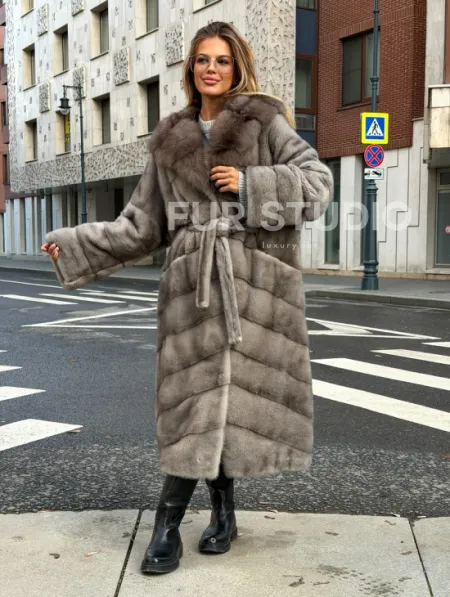 Шуба норковая женская с капюшоном куница - фото 9