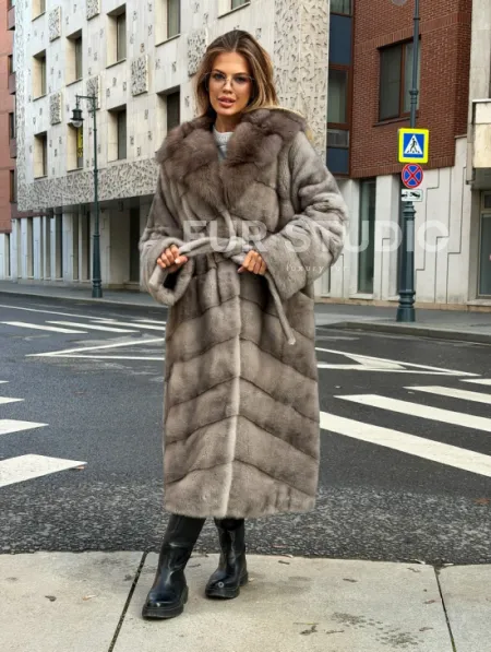 Шуба норковая женская с капюшоном куница - фото 10