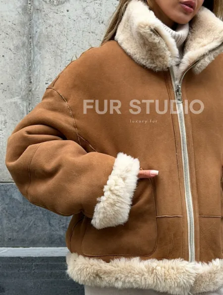 Двухсторонняя короткая дубленка из овчины - фото 1