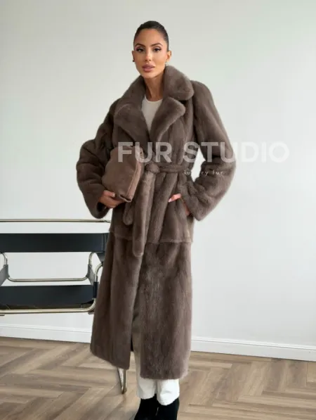 Прямая норковая шуба с поясом - фото 9