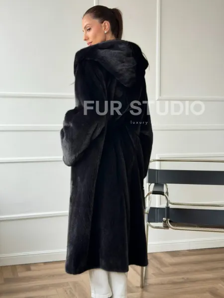 Шуба из норки BLACKGLAMA  с капюшоном в роспуск - фото 4