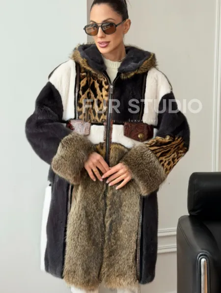 Комбинированная норковая шуба с капюшоном - фото 6
