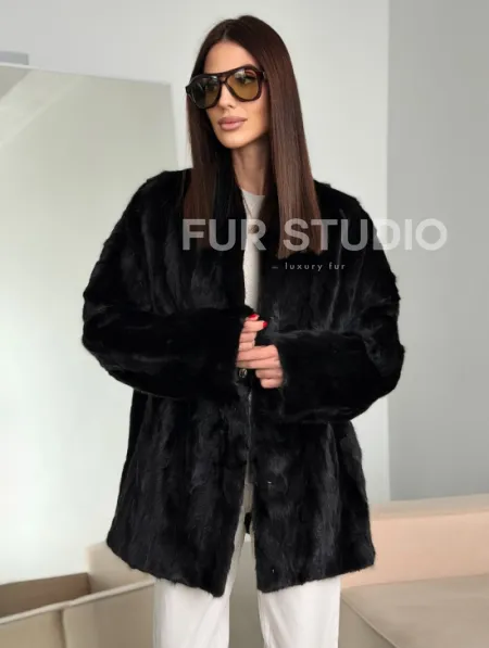 Шуба норковая из кусочков в стиле оверсайз - фото 7