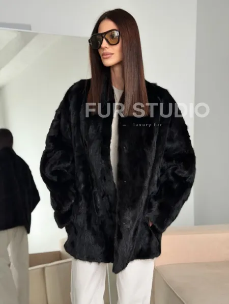 Шуба норковая из кусочков в стиле оверсайз - фото 6