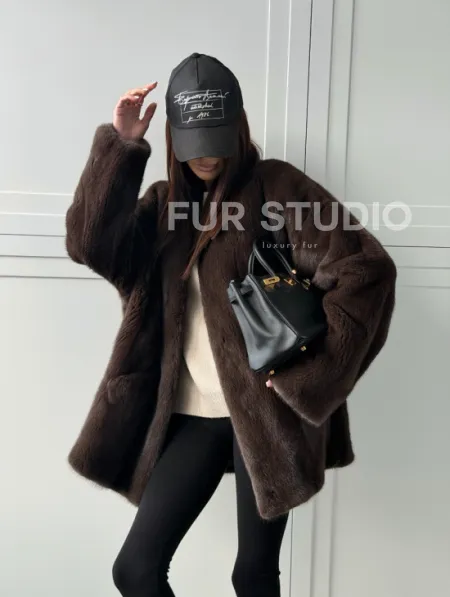 Куртка из норки с V - образным воротом - фото 17