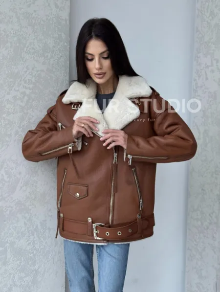 Дубленка авиатор из натуральной кожи в цвете виски - фото 11