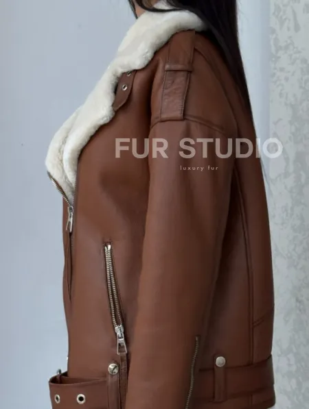 Дубленка авиатор из натуральной кожи в цвете виски - фото 1