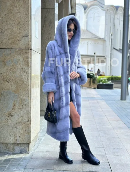 Удлиненная голубая норковая шуба NAFA MINK с капюшоном - фото 8
