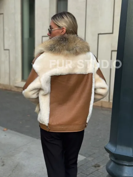 Стильная дубленка из мериноса - цвет кэмел - фото 3