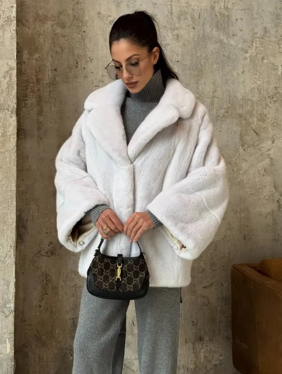 Шуба автоледи из импортной плюшевой норки White с английским воротником - фото 6