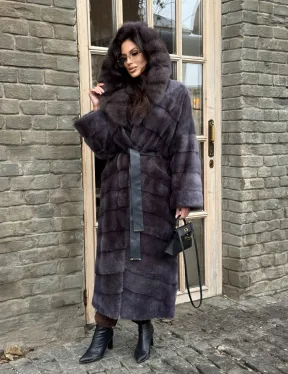Удлиненная шуба из меха норки с капюшоном куница - фото 11