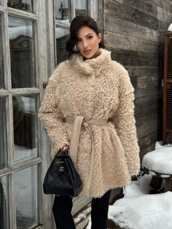 Двухсторонняя женская шуба - дубленка из меха испанского тиградо в бежевом цвете - фото 13