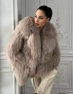 Шуба из меха ламы «Пломбир» с английским воротником - фото 0