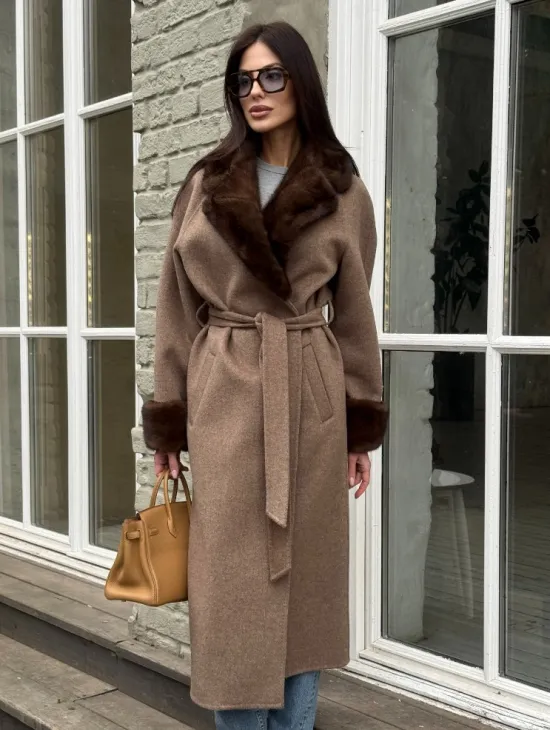Демисезонное пальто - халат с отделкой из меха норки - фото 4