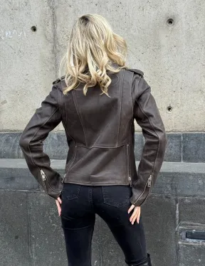 Косуха женская из винтажной кожи - фото 8