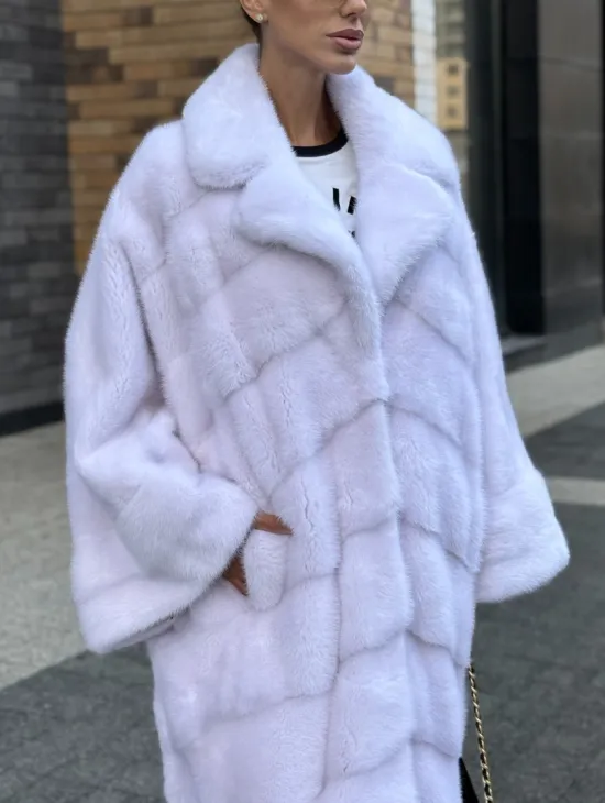 Светлая норковая шуба 