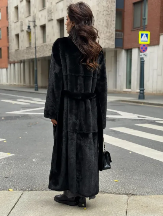 Шуба норковая черная 