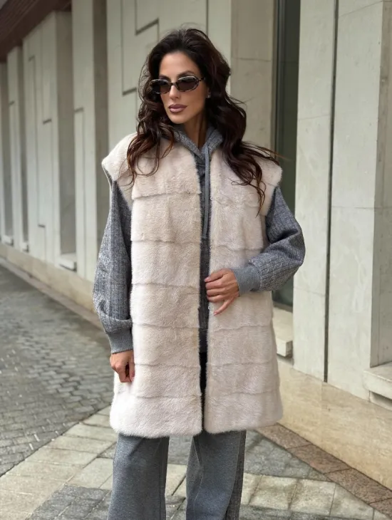 Комбинированный жилет из меха норки и шерсти - фото 8