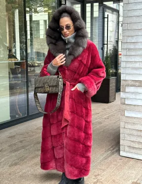 Длинная норковая шуба с капюшоном куница - фото 1