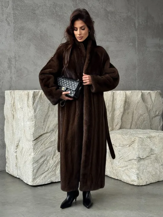 Пальто из норки с V-образным воротом - фото 9