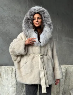 Светлая норковая шуба - летучка с капюшоном - фото 8