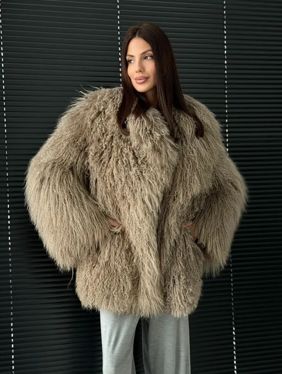 Полушубок из ламы - фото 12