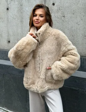 Двухсторонняя короткая дубленка из овчины - фото 8