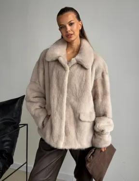 Короткая норковая шуба в цвете нюд - фото 0