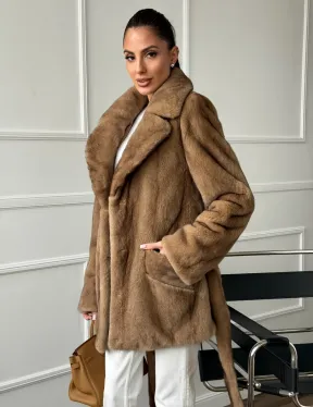 Полушубок норковый пастель с меховым поясом - фото 8