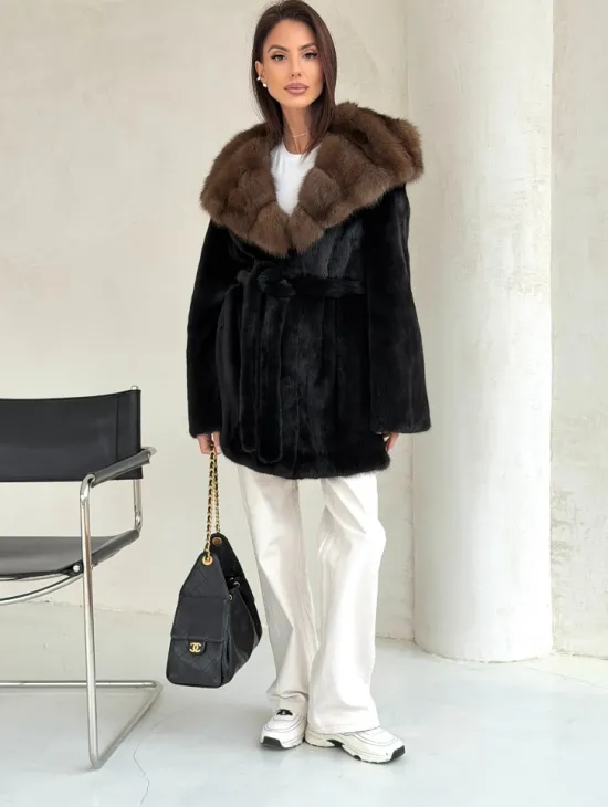 Черная шуба в роспуск с капюшоном соболь - фото 5