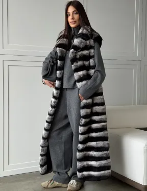 Меховой жилет из шиншиллового кролика - фото 0