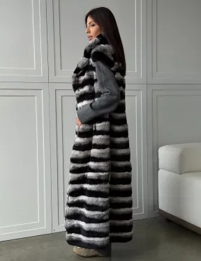 Меховой жилет из шиншиллового кролика - фото 12