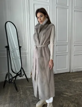 Пальто без рукавов с отделкой из меха норки - фото 4